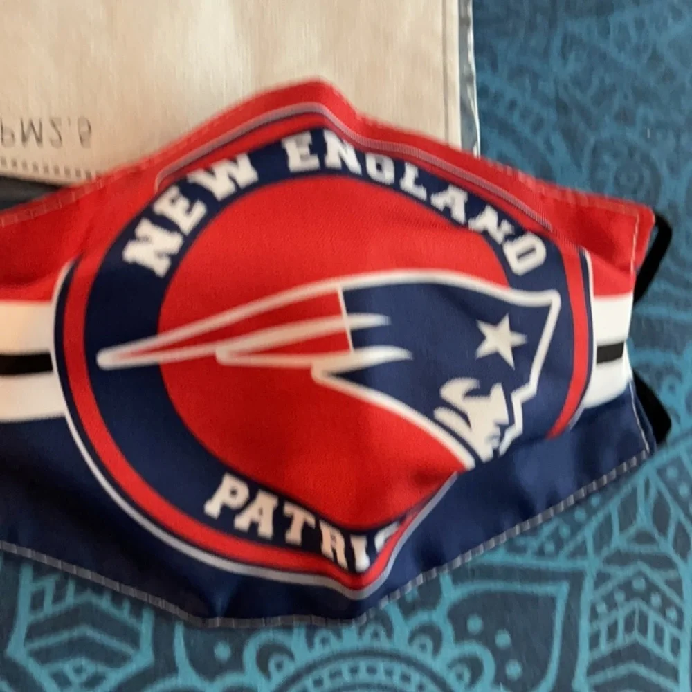 6/$20 NEW NE Patriots face mask with filters